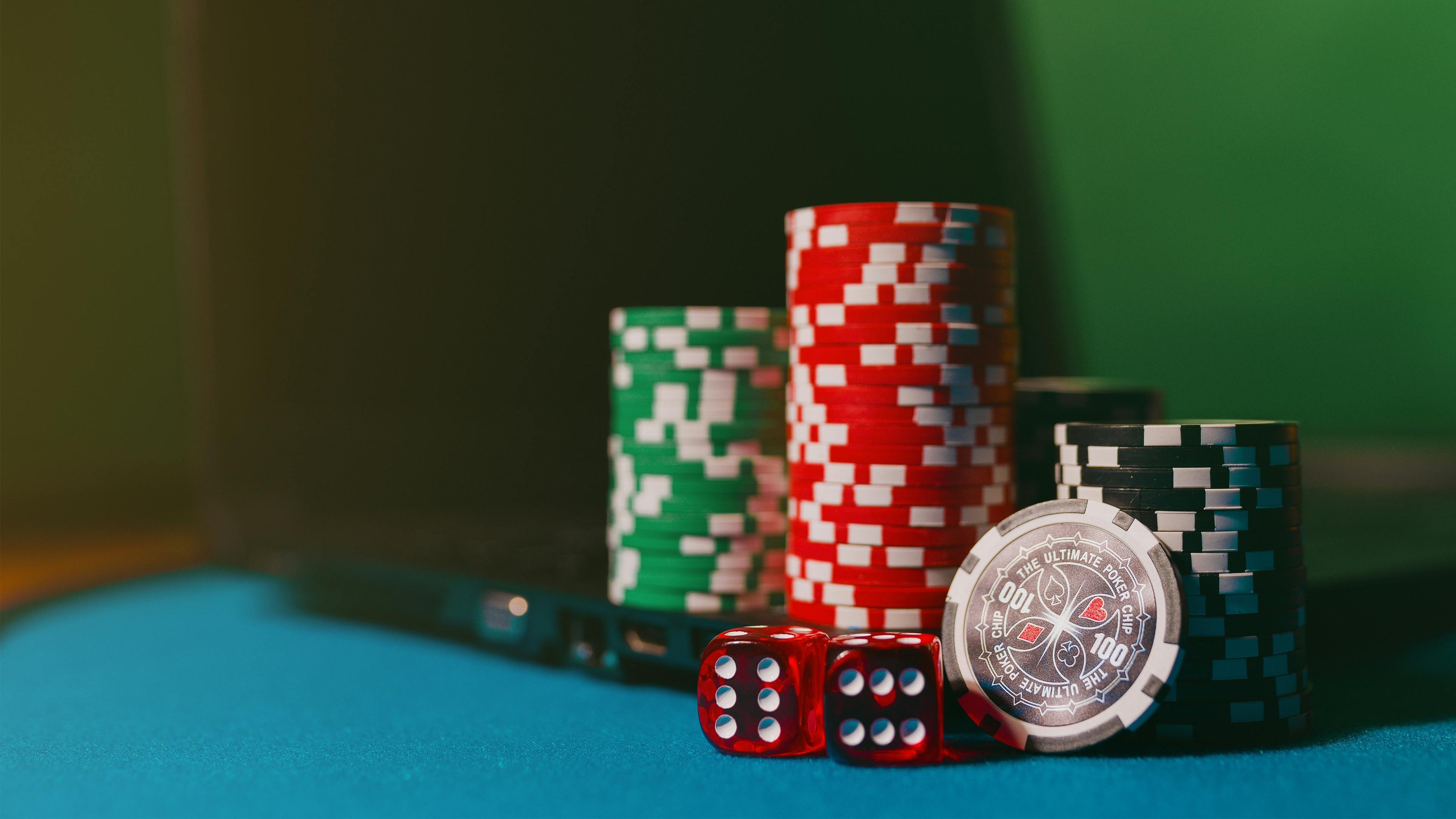 41jili mobile app screen showing slots and live casino on smartphone